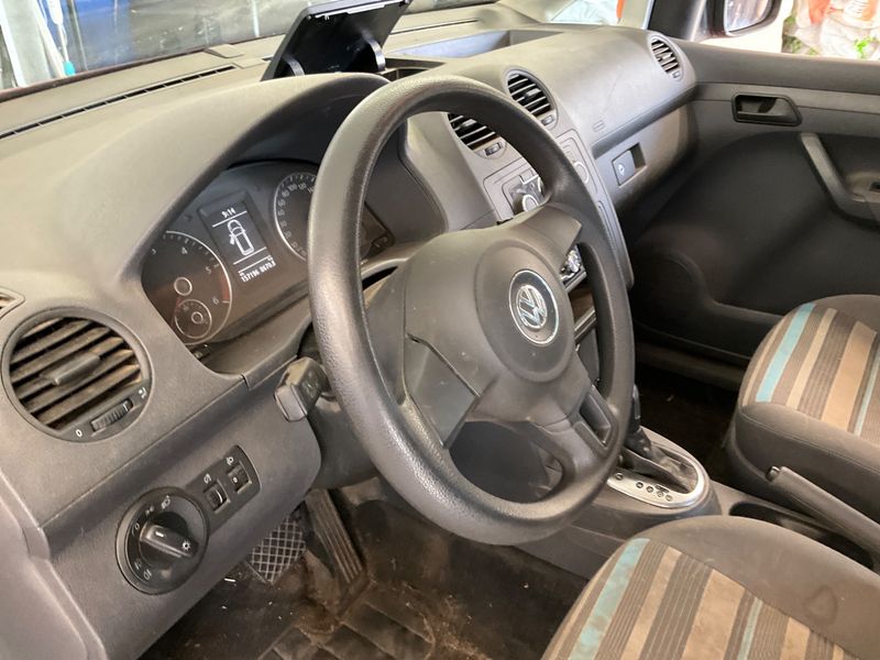 Volkswagen Caddy 1.6 TDI Startline 2012 – снимка 28
