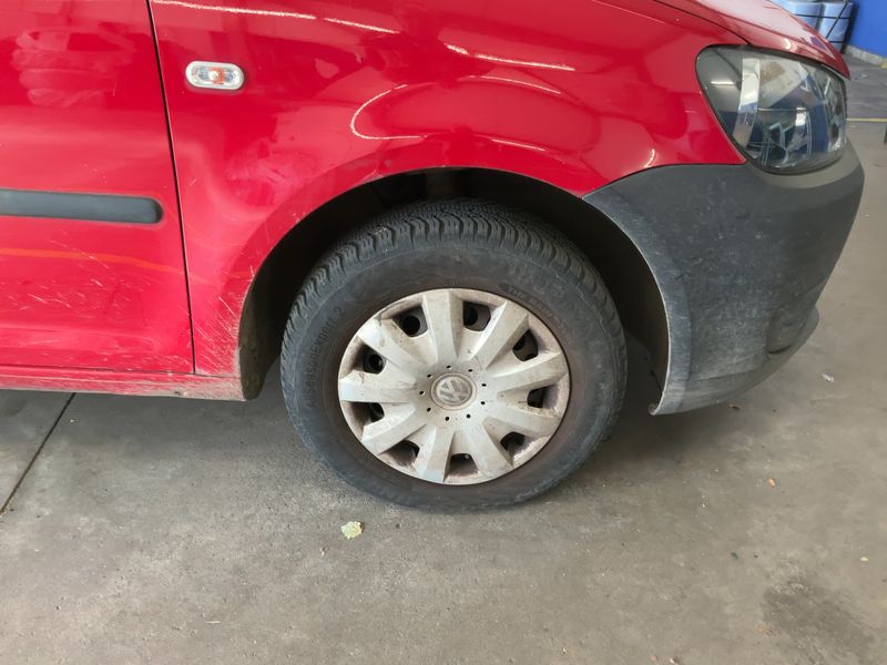 Volkswagen Caddy 1.6 TDI Startline 2012 – снимка 11