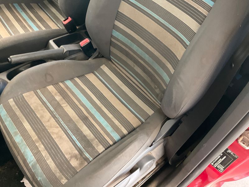 Volkswagen Caddy 1.6 TDI Startline 2012 – снимка 40