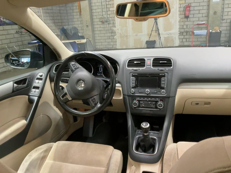 Volkswagen Golf VI 2.0 TDI Highline 4Motion 2010 – снимка 12