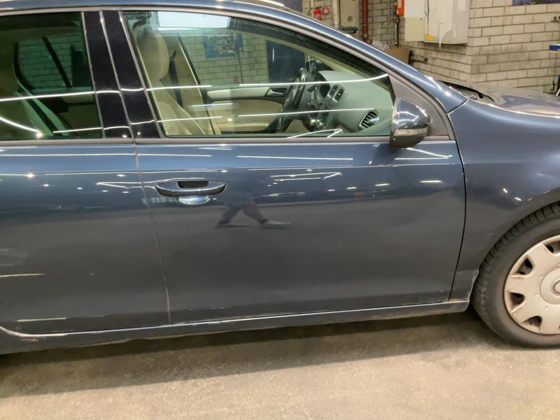 Volkswagen Golf VI 2.0 TDI Highline 4Motion 2010 – снимка на щета