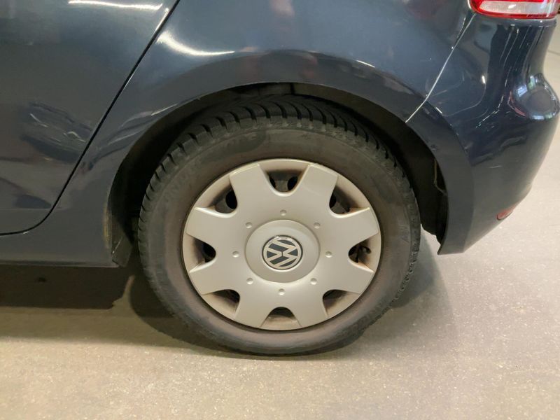 Volkswagen Golf VI 2.0 TDI Highline 4Motion 2010 – снимка 17
