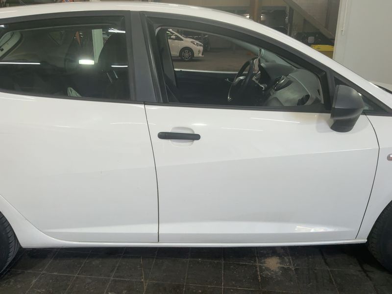Seat Ibiza 1.0 TSI Reference Plus 2015 – снимка 10