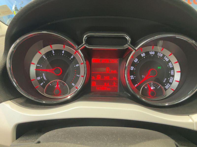Opel Adam 1.0 Turbo Glam ecoFlex 2015 – снимка 19