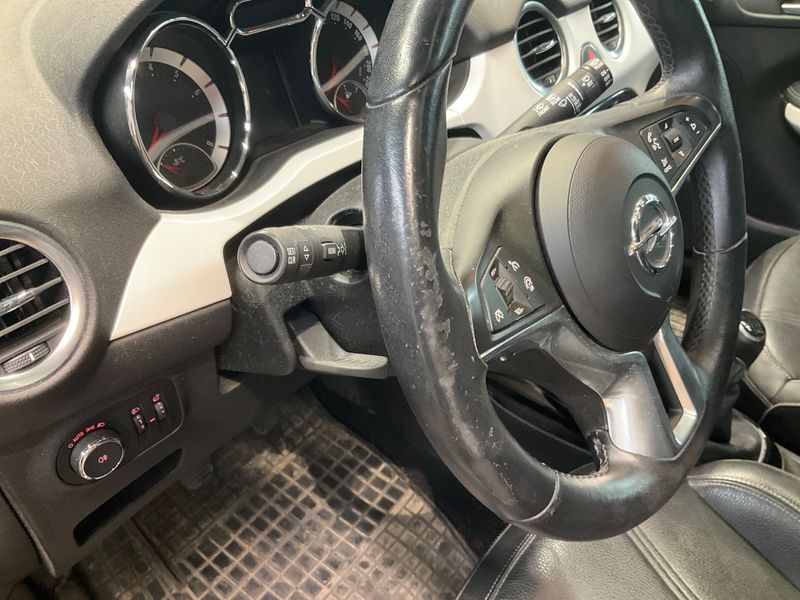 Opel Adam 1.0 Turbo Glam ecoFlex 2015 – снимка 31