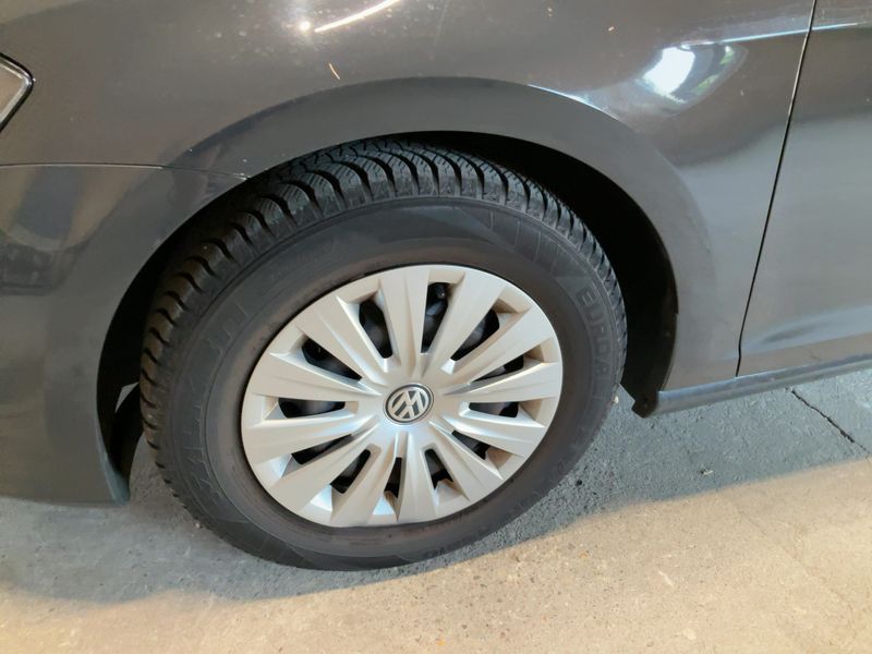 Volkswagen Golf VII 1.2 TSI Trendline BlueMotion Tech 2012 – снимка 3