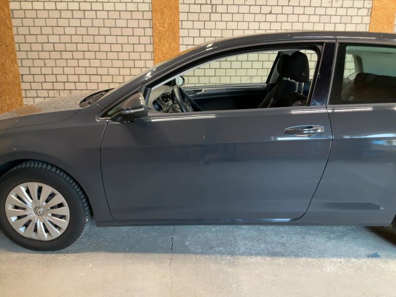 Volkswagen Golf VII 1.2 TSI Trendline BlueMotion Tech 2012 – снимка 4