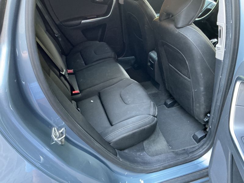 Volvo XC60 2.0 D3 Kinetic 2WD 2016 – снимка 45
