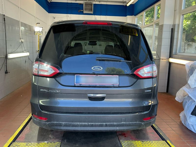 Ford Galaxy 2.5 Hybrid Titanium 2022 – снимка 7