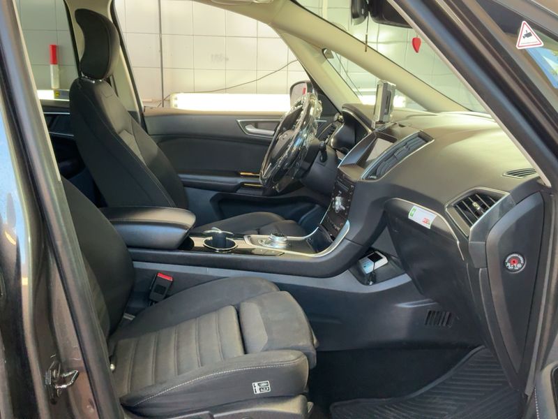 Ford Galaxy 2.5 Hybrid Titanium 2022 – снимка 16