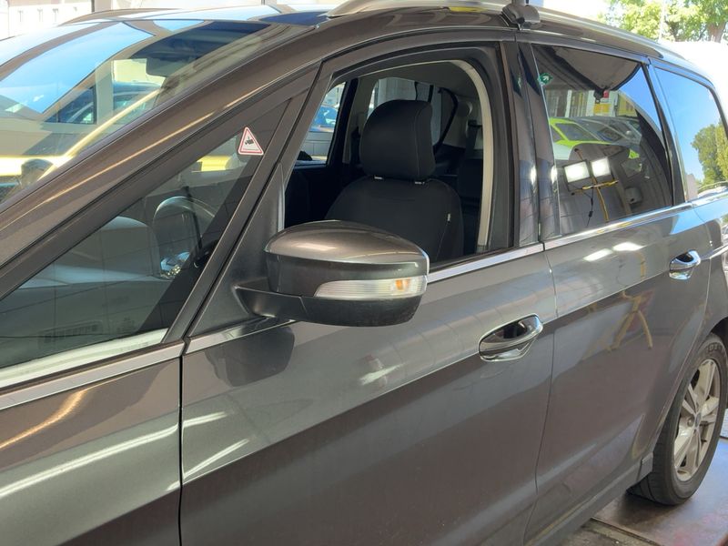 Ford Galaxy 2.5 Hybrid Titanium 2022 – снимка 4