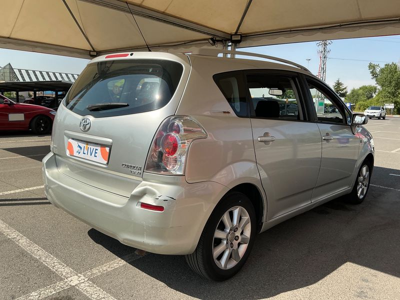 Toyota Corolla Verso 1.8 Luna 2007 – снимка 2