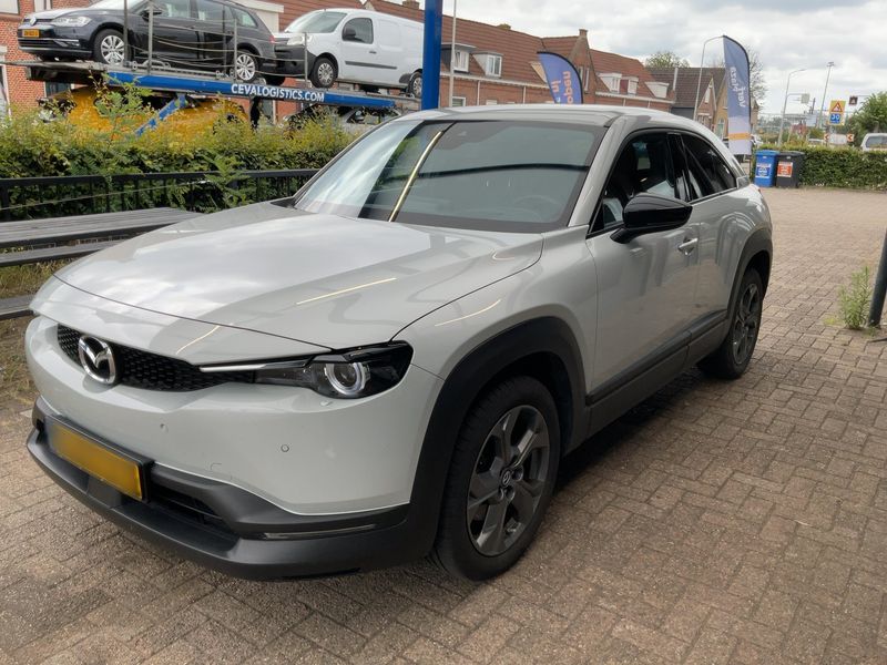 Mazda MX-30 electric drive 107 kW First Edition 2020 – снимка 2