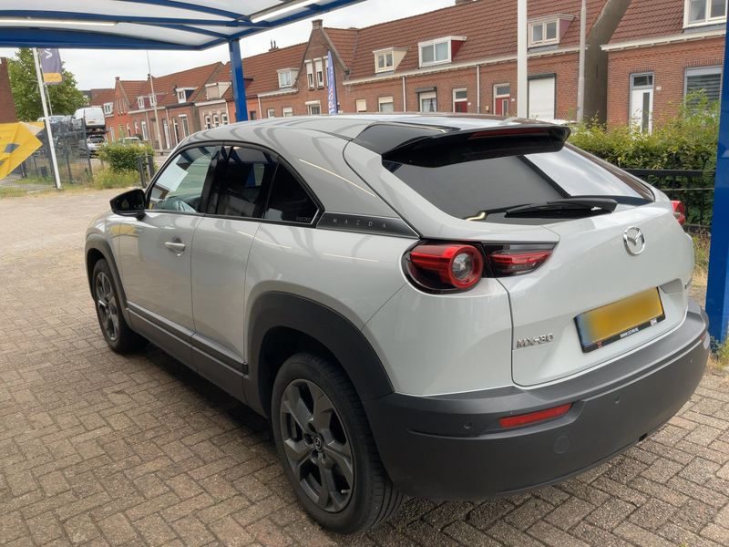 Mazda MX-30 electric drive 107 kW First Edition 2020 – снимка 6