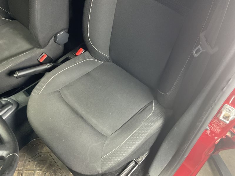Dacia Sandero 0.9 TCe Ambiance 2017 – снимка 32