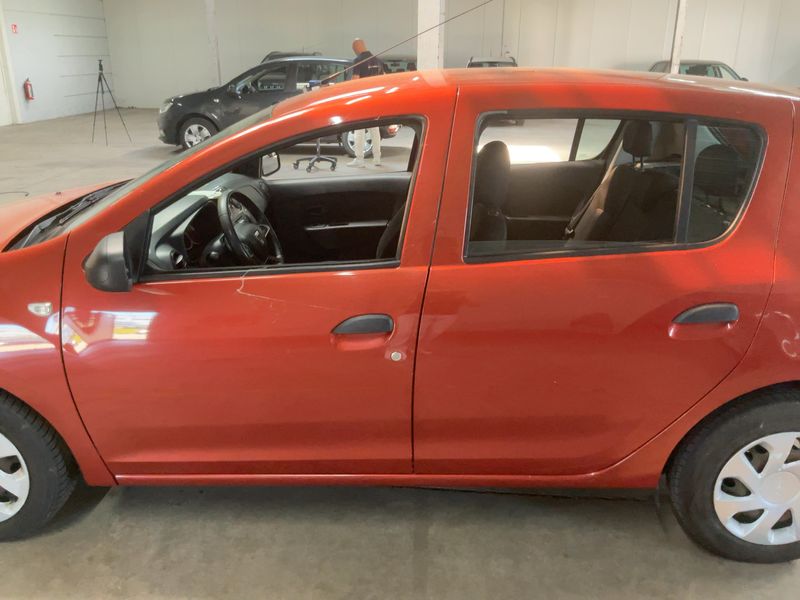 Dacia Sandero 0.9 TCe Ambiance 2017 – снимка 4