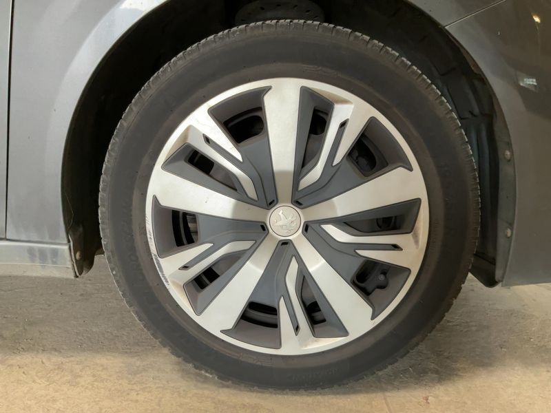 Peugeot 208 1.2 PureTech Active 2020 – снимка 11