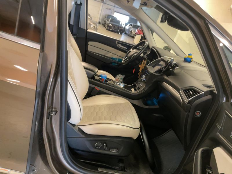Ford S-Max 2.0 TDCi EcoBlue Vignale AWD 2018 – снимка 16