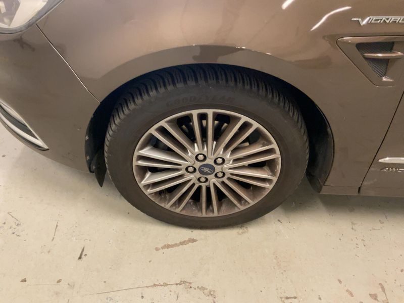 Ford S-Max 2.0 TDCi EcoBlue Vignale AWD 2018 – снимка 3