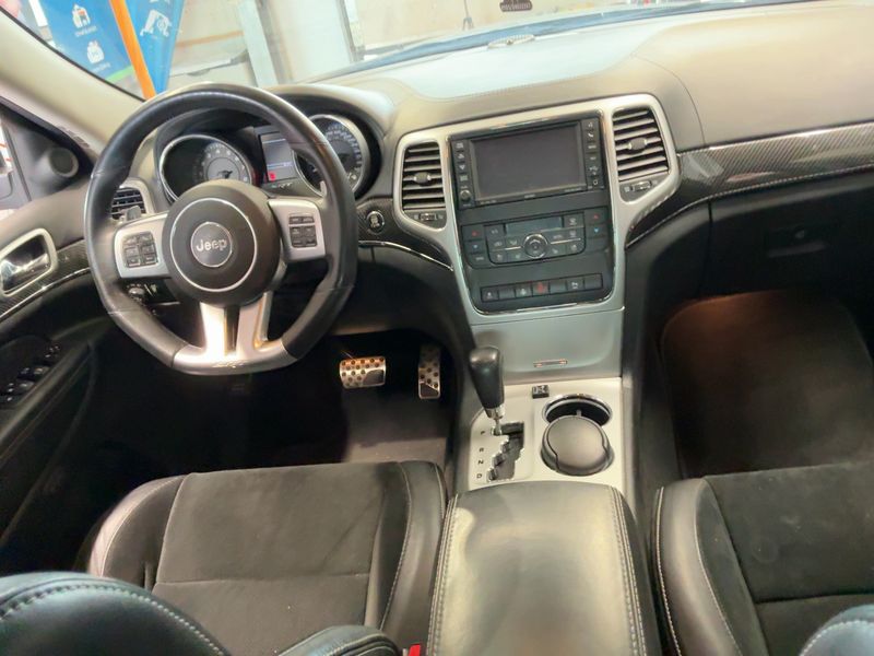 Jeep Grand Cherokee 6.4 V8 HEMI SRT 2012 – снимка 18