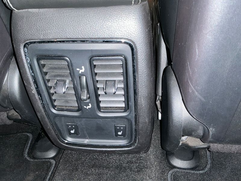 Jeep Grand Cherokee 6.4 V8 HEMI SRT 2012 – снимка 25