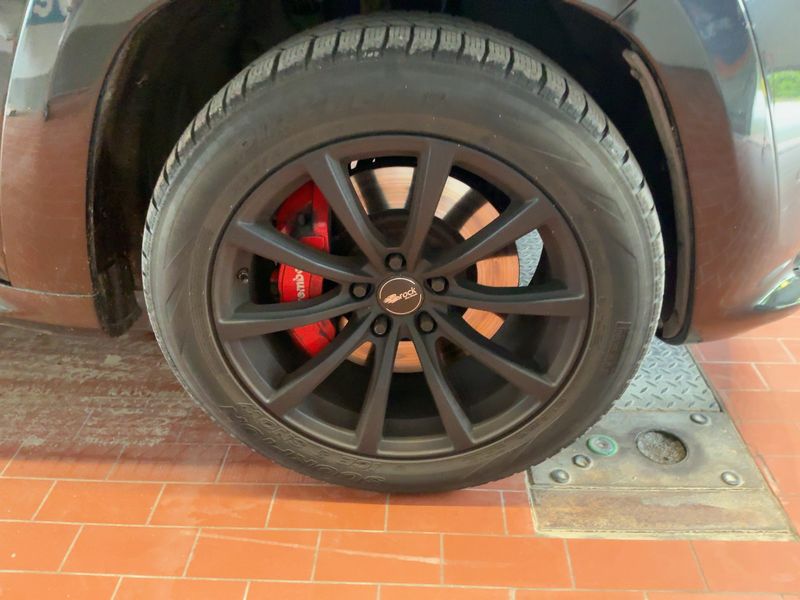 Jeep Grand Cherokee 6.4 V8 HEMI SRT 2012 – снимка 11