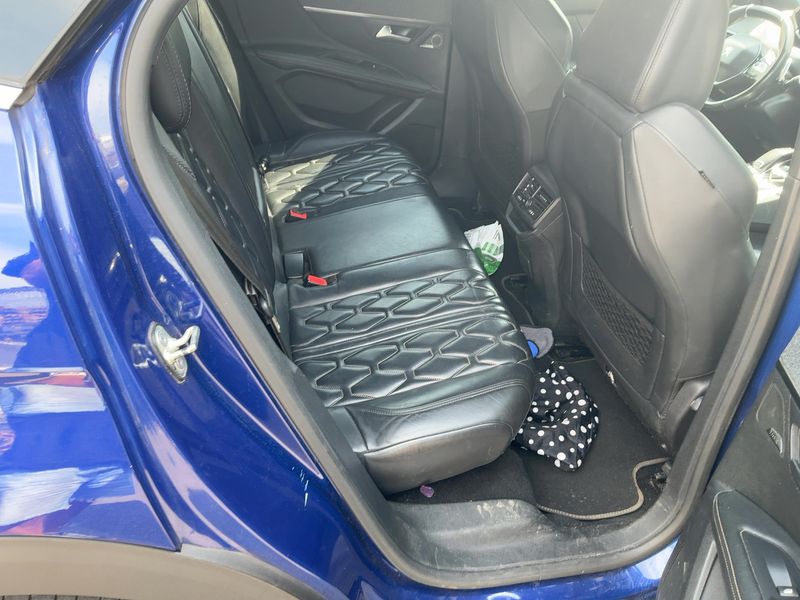Peugeot 3008 1.6 PureTech Allure 2019 – снимка 19