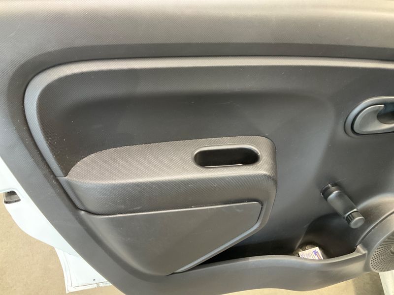 Renault Twingo 1.0 SCe Life 2020 – снимка 27