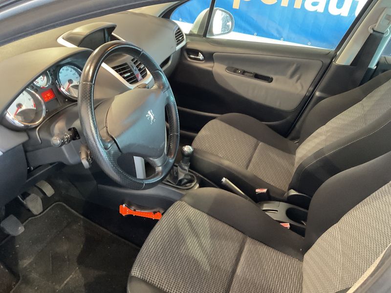 Peugeot 207 1.6 Premiere 2010 – снимка 3