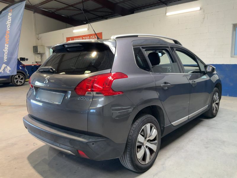 Peugeot 2008 1.2 e-THP Allure Business 2016 – снимка 8