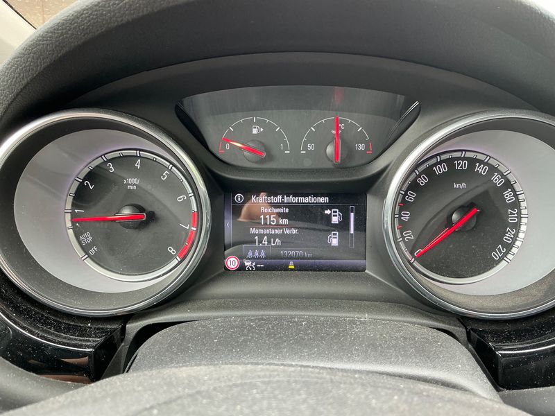 Opel Astra 1.6 SIDI Turbo Ultimate Start/Stop 2018 – снимка 19