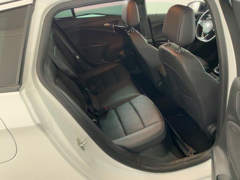 Opel Astra 1.6 SIDI Turbo Ultimate Start/Stop 2018 – снимка 20