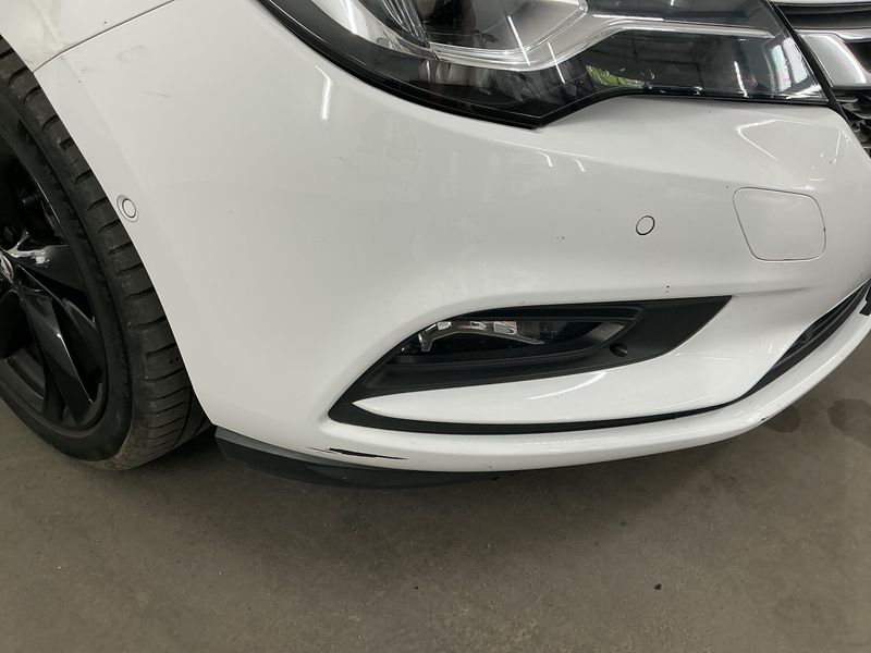 Opel Astra 1.6 SIDI Turbo Ultimate Start/Stop 2018 – снимка 32
