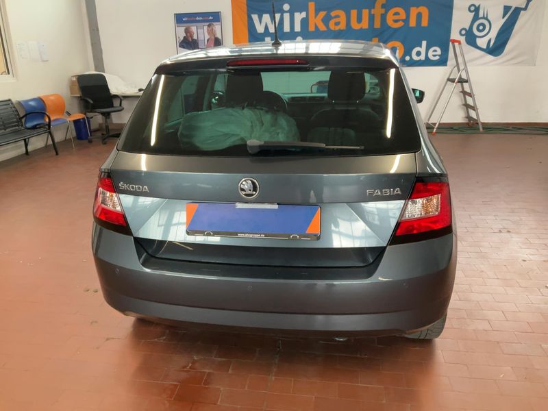 Skoda Fabia 1.2 TSI Joy 2016 – снимка 7