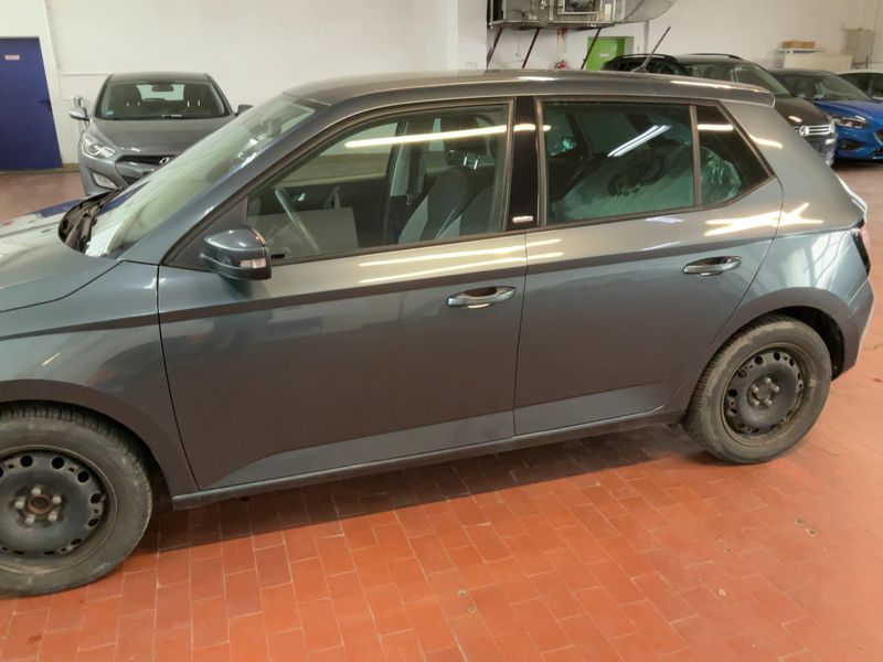 Skoda Fabia 1.2 TSI Joy 2016 – снимка 4