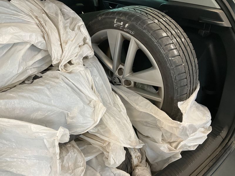 Skoda Fabia 1.2 TSI Joy 2016 – снимка 15