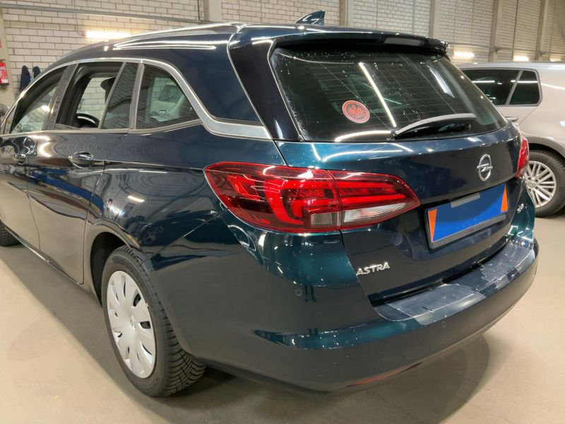 Opel Astra 1.4 SIDI Turbo Innovation Start&Stop 2017 – снимка 6