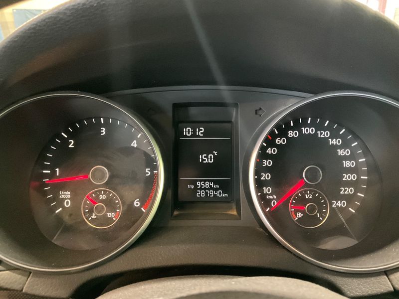 Volkswagen Golf VI 1.6 TDI Comfortline 2010 – снимка 4