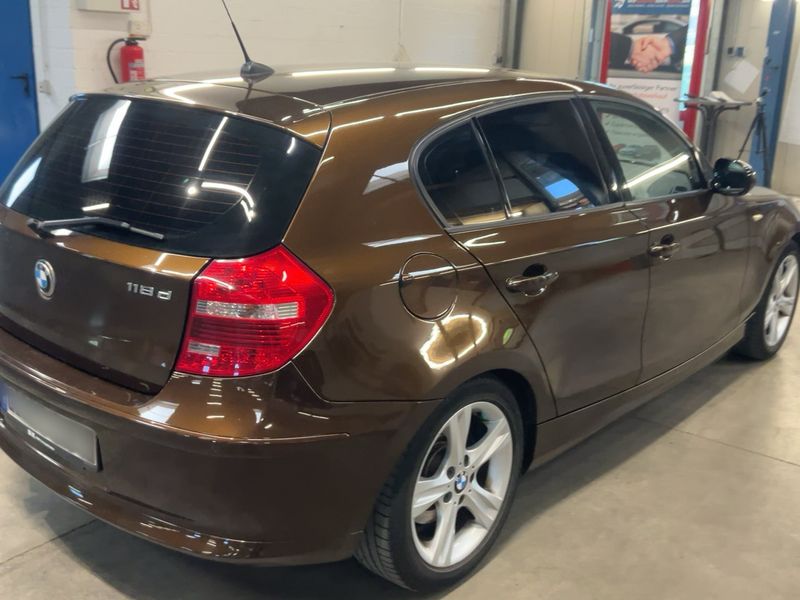 BMW 1er 118d 2011 – снимка 8