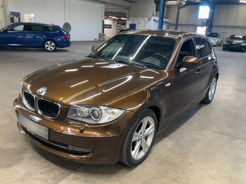 BMW 1er 118d 2011 – снимка 1