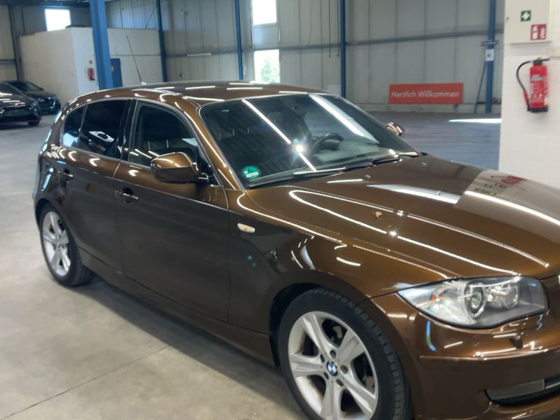 BMW 1er 118d 2011 – снимка 12