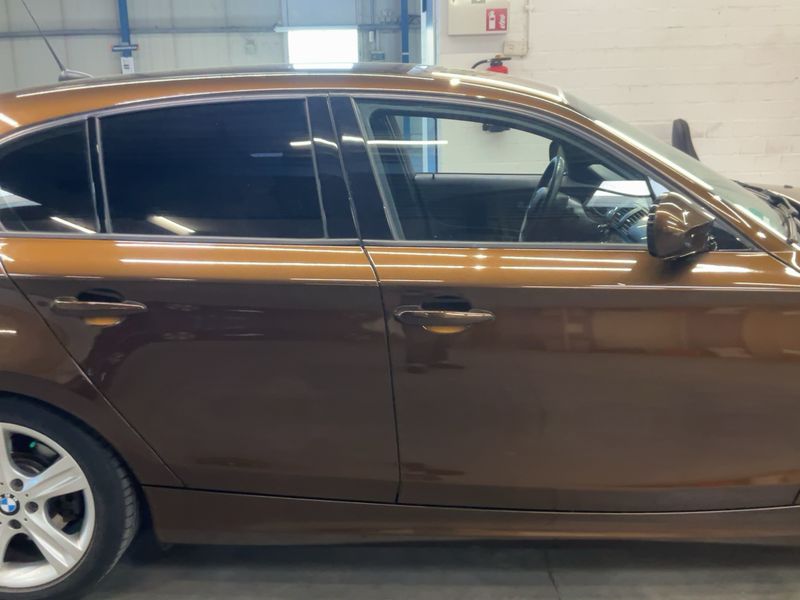 BMW 1er 118d 2011 – снимка 10