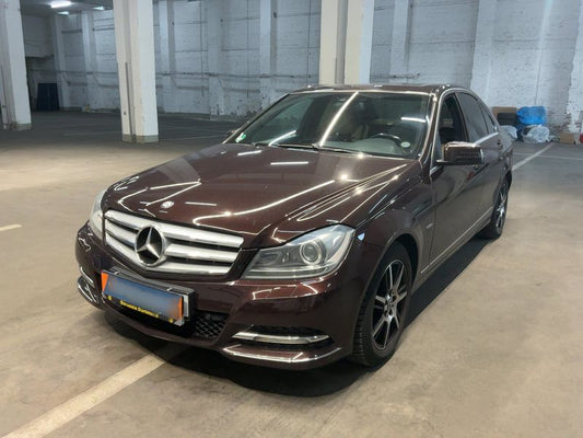 Mercedes-Benz C-Klasse C 180 CGI BlueEfficiency Avantgarde 2012 – снимка 1