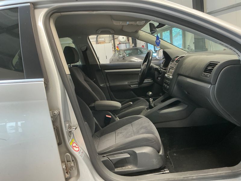 Volkswagen Jetta 1.9 TDI Comfortline 2007 – снимка 3