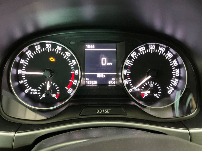 Skoda Fabia 1.4 TDI Drive 2017 – снимка 18