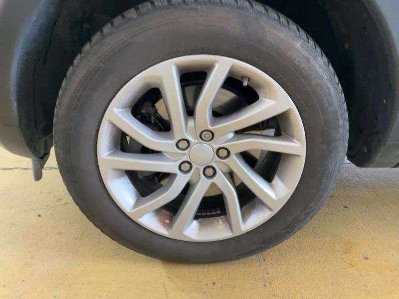 Land Rover Discovery Sport 2.0 Td4 SE AWD 2016 – снимка 3