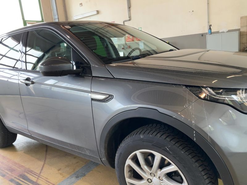 Land Rover Discovery Sport 2.0 Td4 SE AWD 2016 – снимка 12