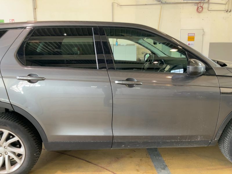 Land Rover Discovery Sport 2.0 Td4 SE AWD 2016 – снимка 10