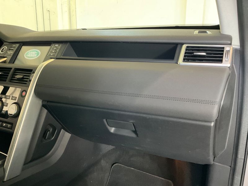 Land Rover Discovery Sport 2.0 Td4 SE AWD 2016 – снимка 30