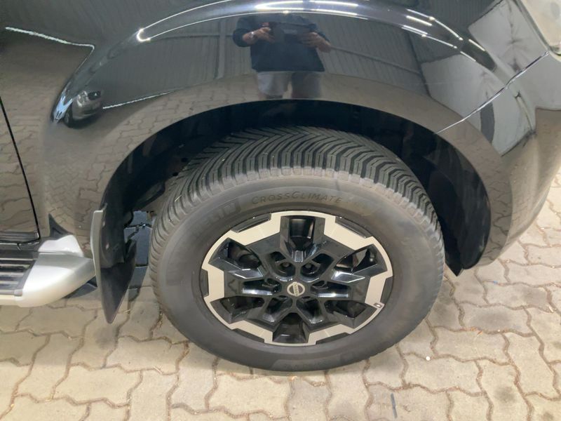 Nissan Navara NP-300 2.3 dCi N-Guard Double Cab 4x4 2021 – снимка 11